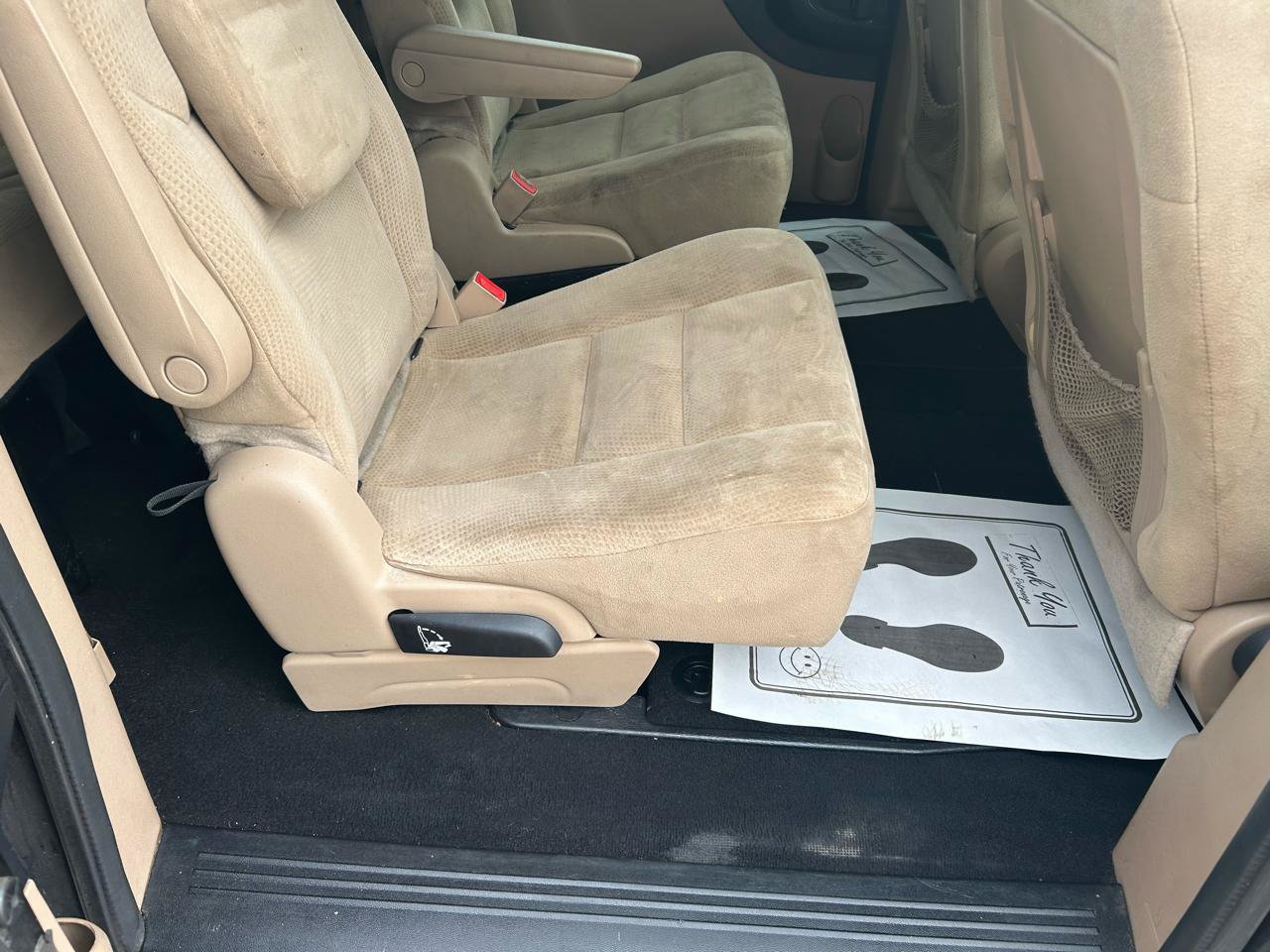 Used 2016 Dodge Grand Caravan SXT FWD image 11