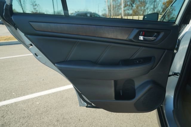 Used 2018 Subaru Outback 3.6R Limited image 17