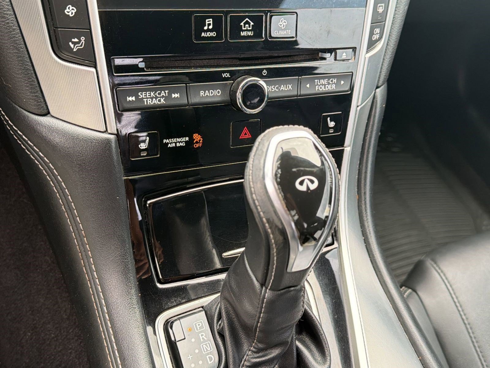 Used 2018 INFINITI Q60 3.0t Luxe w/ Sensory Package 3.0T Luxe image 18