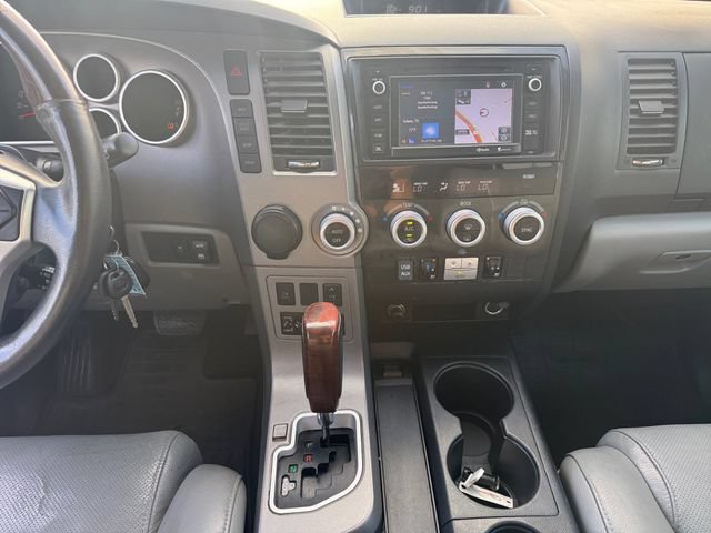 Used 2014 Toyota Sequoia Platinum RWD image 3