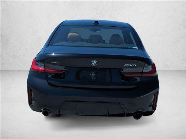 New 2026 BMW 330i xDrive Sedan w/ M Sport Package AWD/4WD image 8