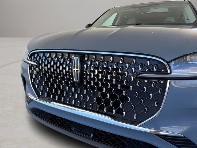 Used 2025 Lincoln Aviator Reserve w/ Luxury Package RWD image 2