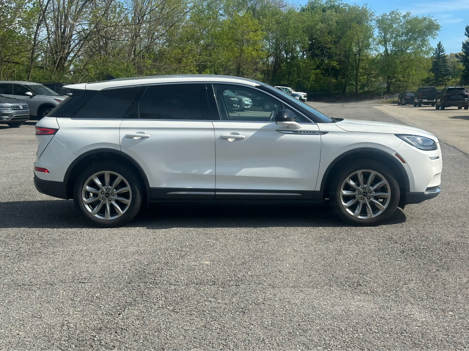 Used 2022 Lincoln Corsair AWD w/ Premium Package image 8