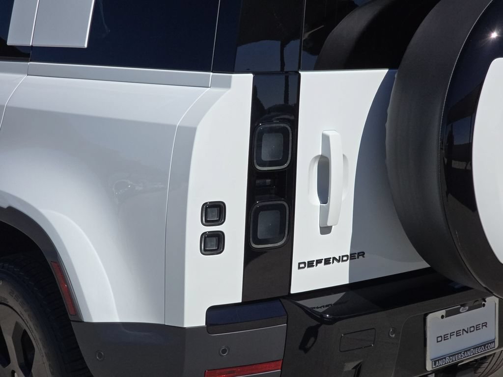 New 2026 Land Rover Defender 110 S AWD/4WD image 36