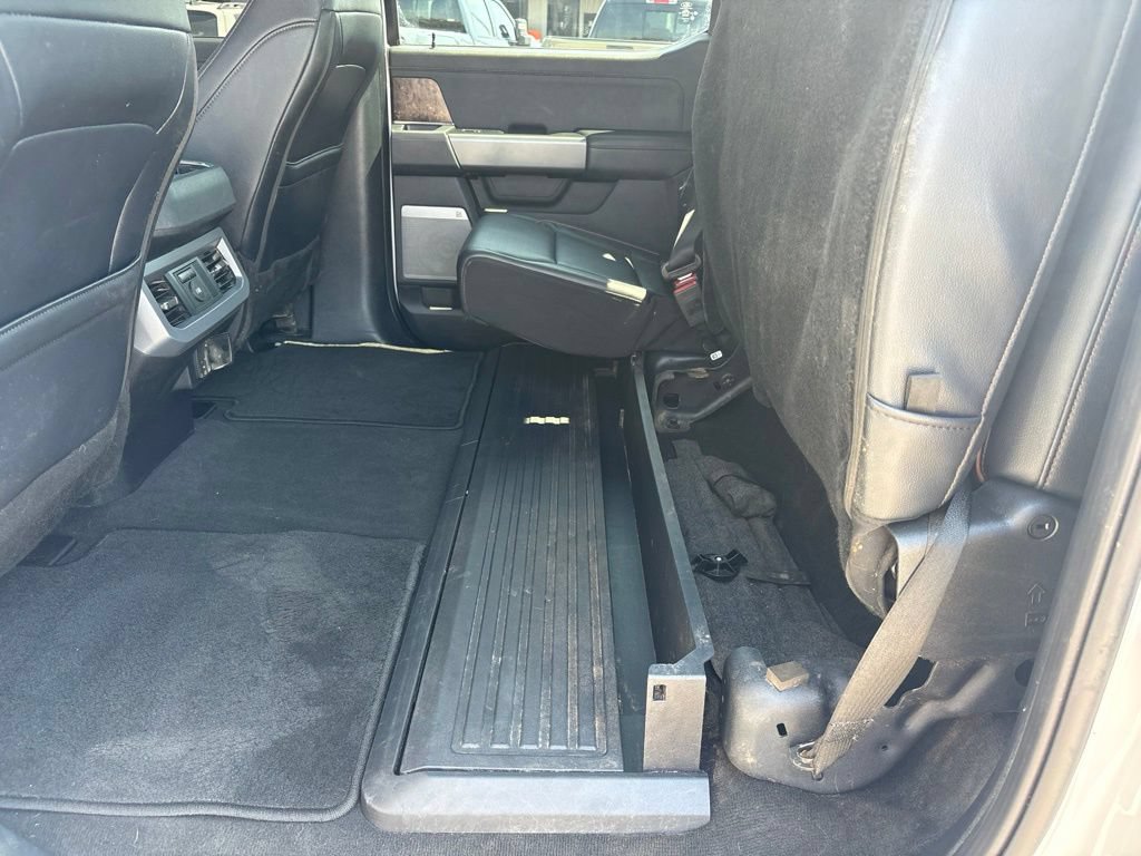 Used 2025 Ford F450 Lariat AWD/4WD image 27