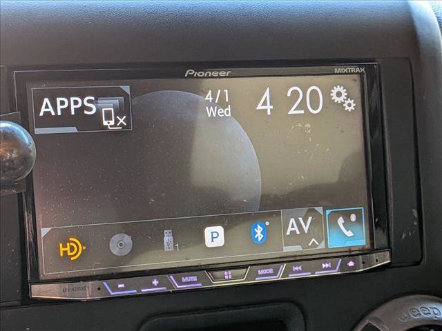 Used 2015 Jeep Wrangler Unlimited Sport w/ Connectivity Group image 7