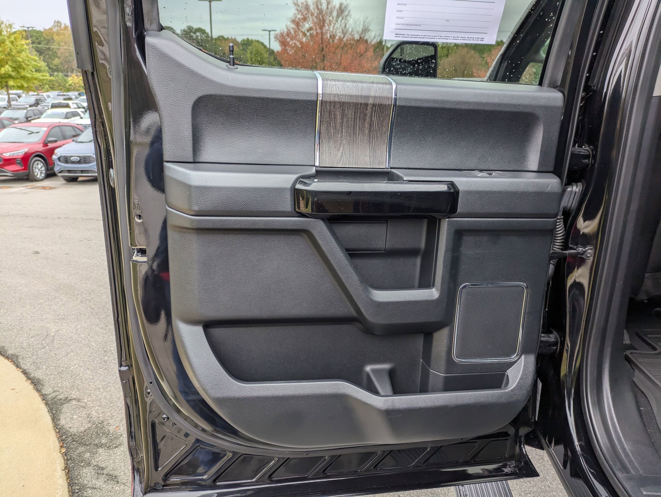 Used 2021 Ford F250 Lariat image 32