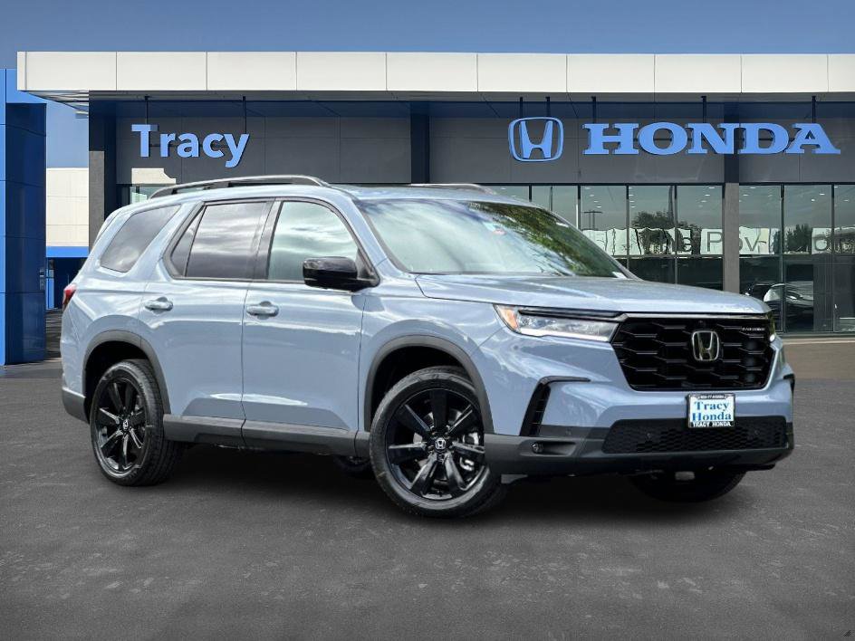 New 2025 Honda Pilot Black Edition