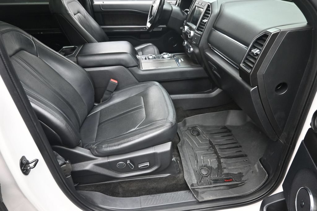 Used 2018 Ford Expedition Max Limited w/ Equipment Group 302A AWD/4WD image 9