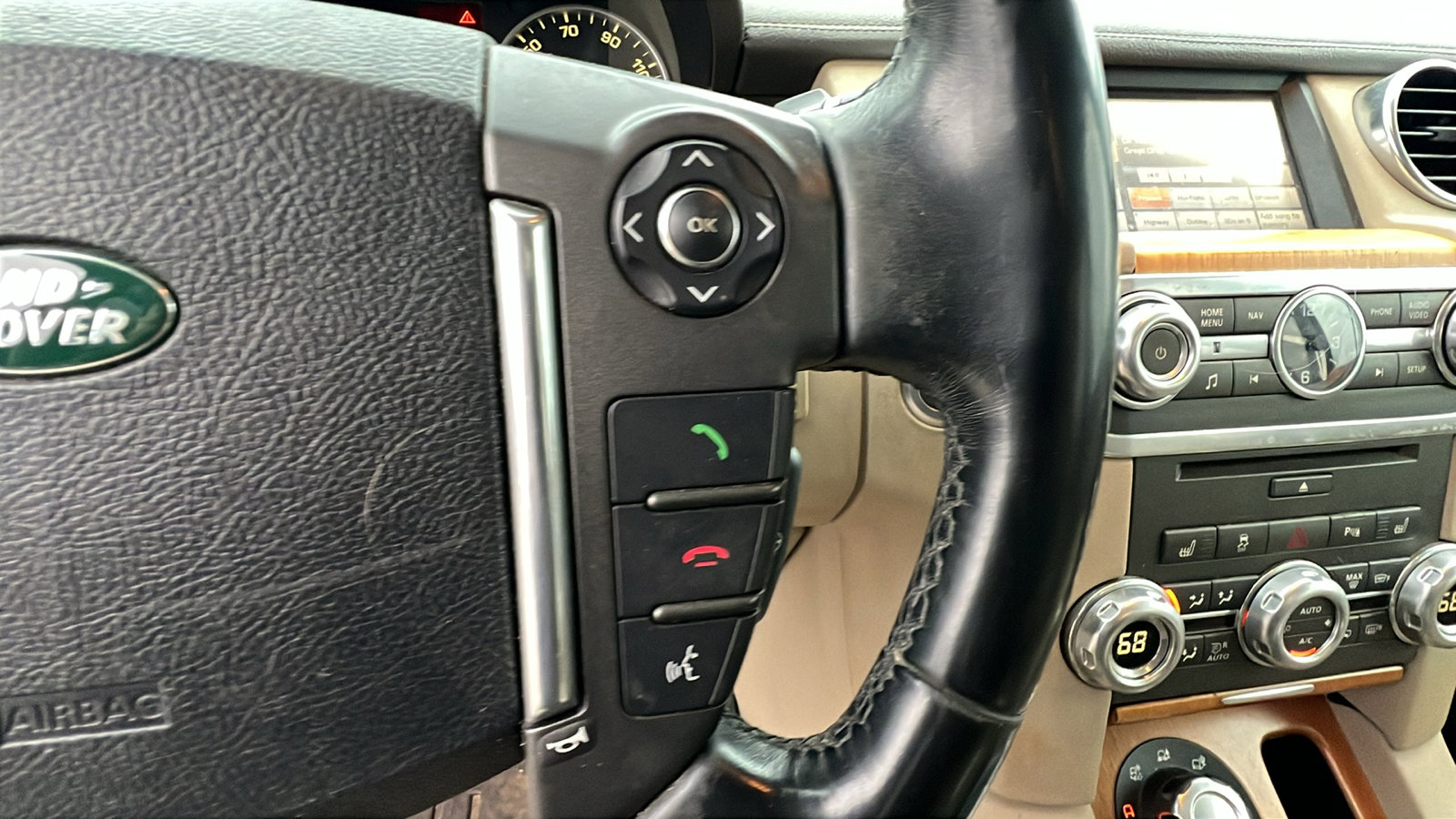 Used 2012 Land Rover LR4 HSE LUX image 30