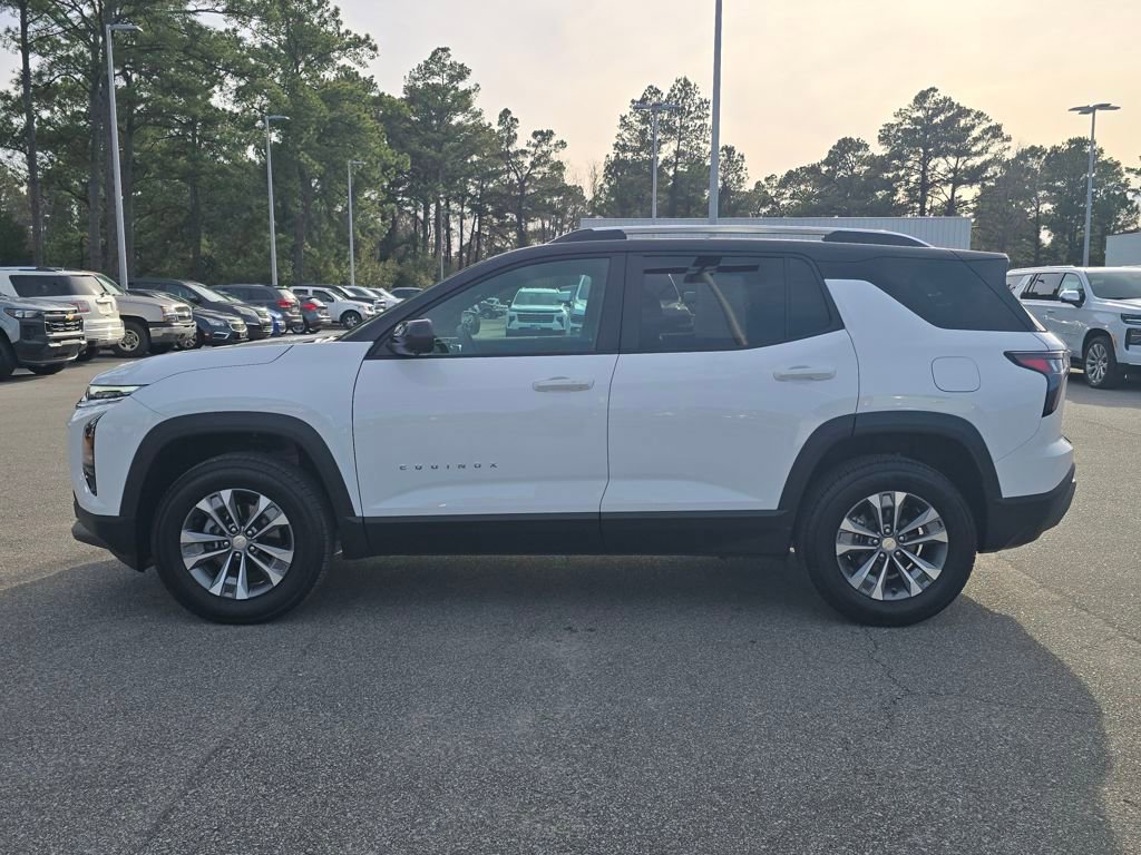 Used 2026 Chevrolet Equinox LT w/ Convenience Package II image 2