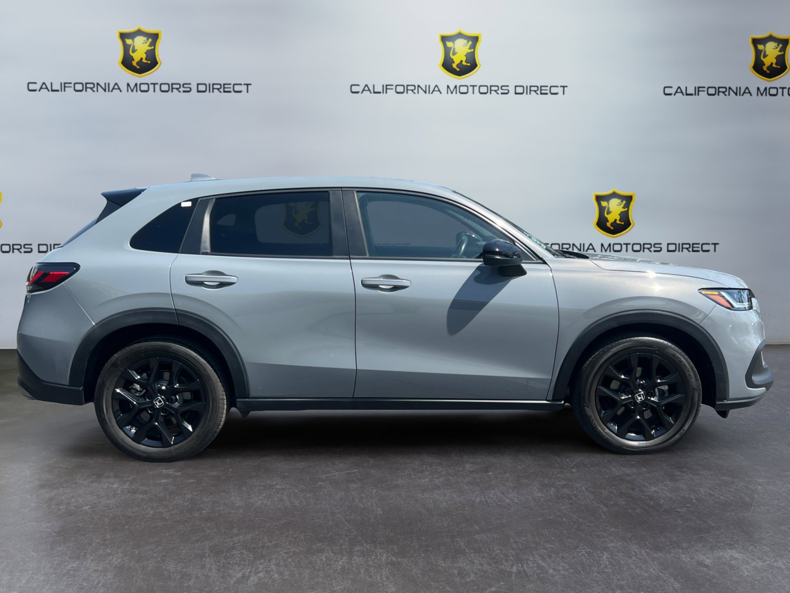 Used 2025 Honda HR-V Sport image 6