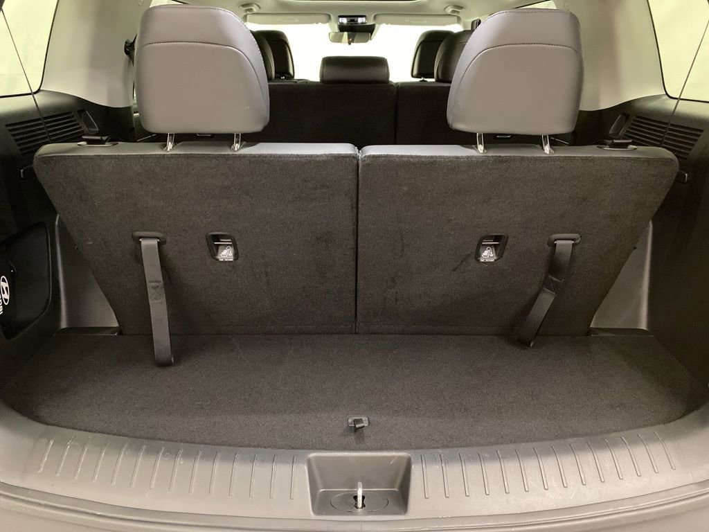 Used 2025 Hyundai Santa Fe XRT image 8