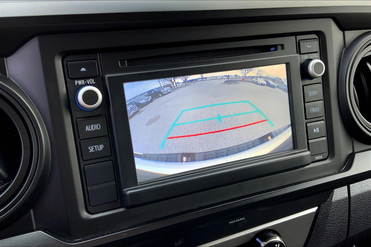 Used 2019 Toyota Tacoma SR AWD/4WD image 21