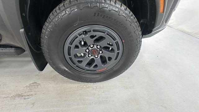 New 2026 Nissan Frontier PRO-4X w/ Pro-4x Convenience Package image 9