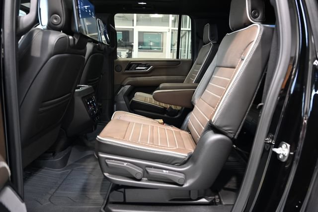 New 2026 GMC Yukon XL Denali Ultimate w/ LPO, Floor Liner Package AWD/4WD image 22
