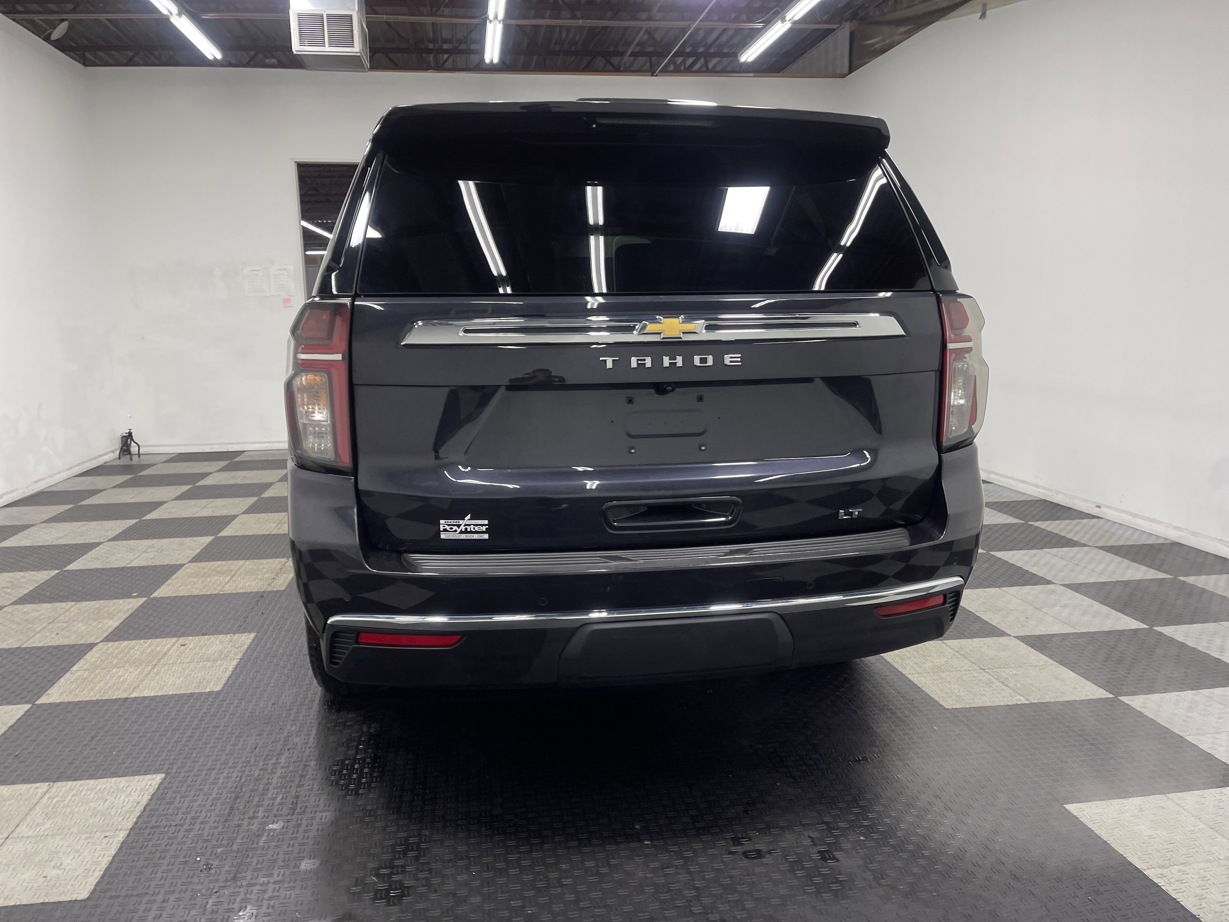 Used 2024 Chevrolet Tahoe LT image 3