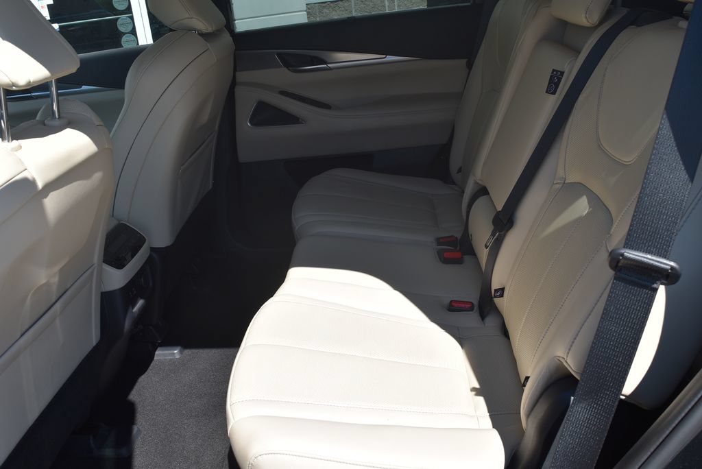 Used 2023 INFINITI QX60 Luxe w/ Vision Package AWD/4WD image 10