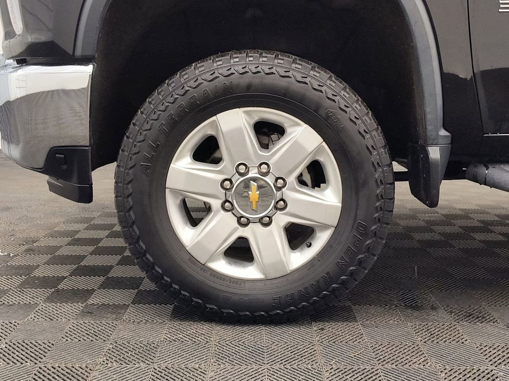 Used 2021 Chevrolet Silverado 3500 LTZ w/ LTZ Plus Package AWD/4WD image 9