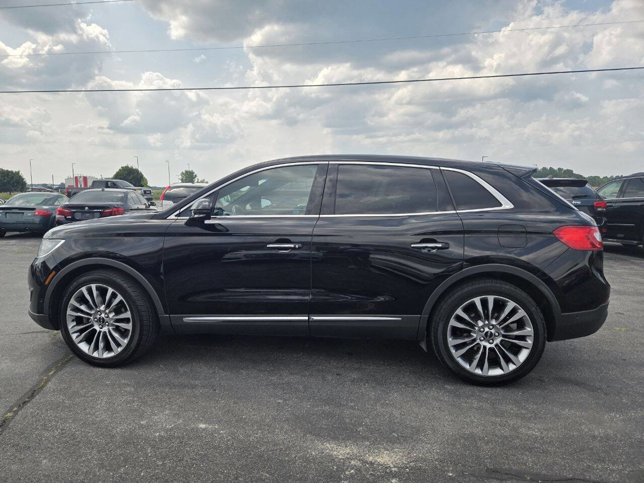 Used 2016 Lincoln MKX Reserve w/ Luxury Package image 5