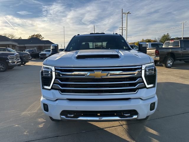 New 2026 Chevrolet Silverado 3500 High Country w/ Technology Package image 2