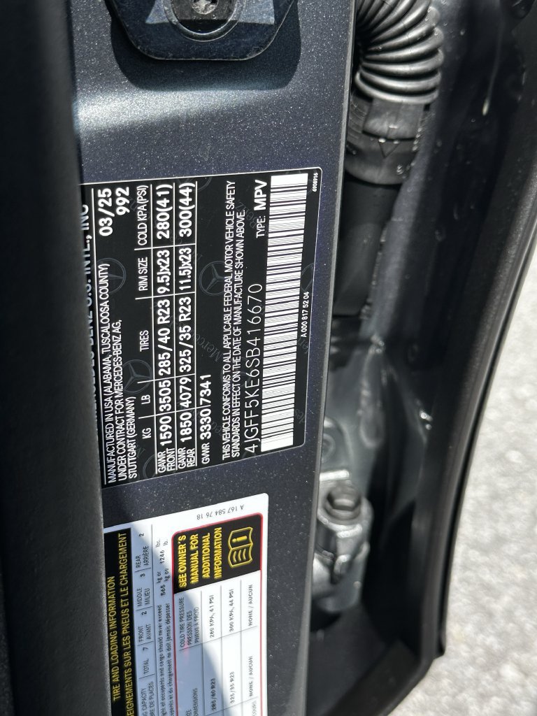 Certified 2025 Mercedes-Benz GLS 450 4MATIC w/ AMG Line Exterior image 37
