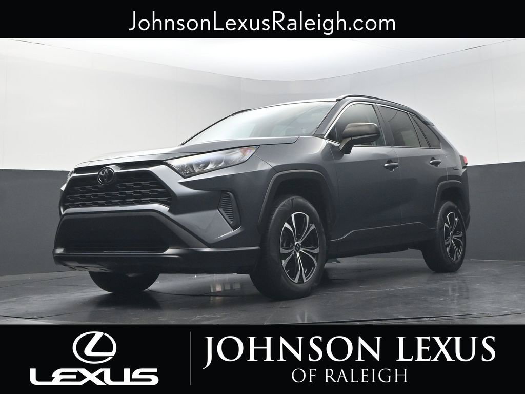 Used 2021 Toyota RAV4 LE FWD image 16