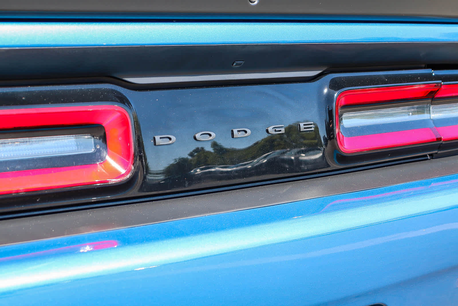 Used 2022 Dodge Challenger R/T w/ Blacktop Package RWD image 11
