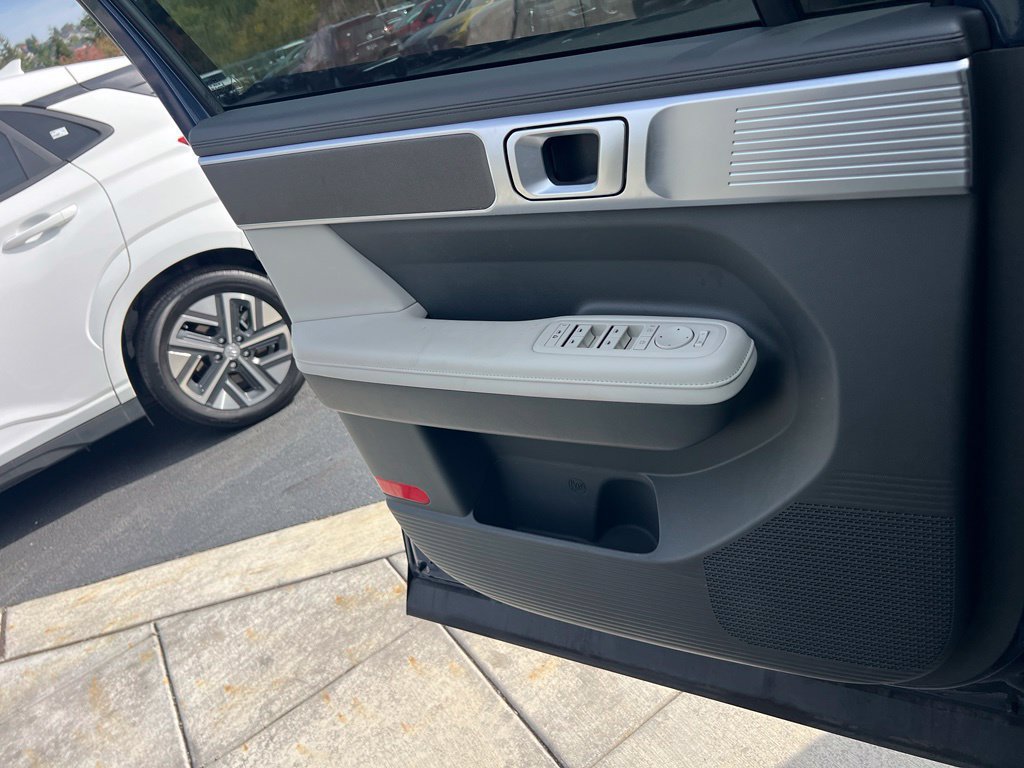 Certified 2025 Hyundai Santa Fe SEL AWD/4WD image 18