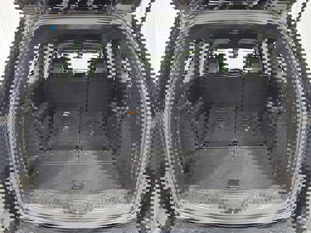 Used 2018 Dodge Durango R/T image 17