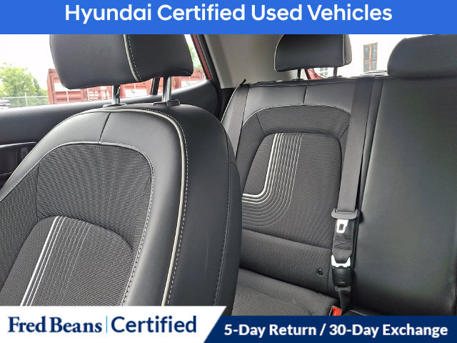 Used 2023 Hyundai Venue Limited FWD image 20