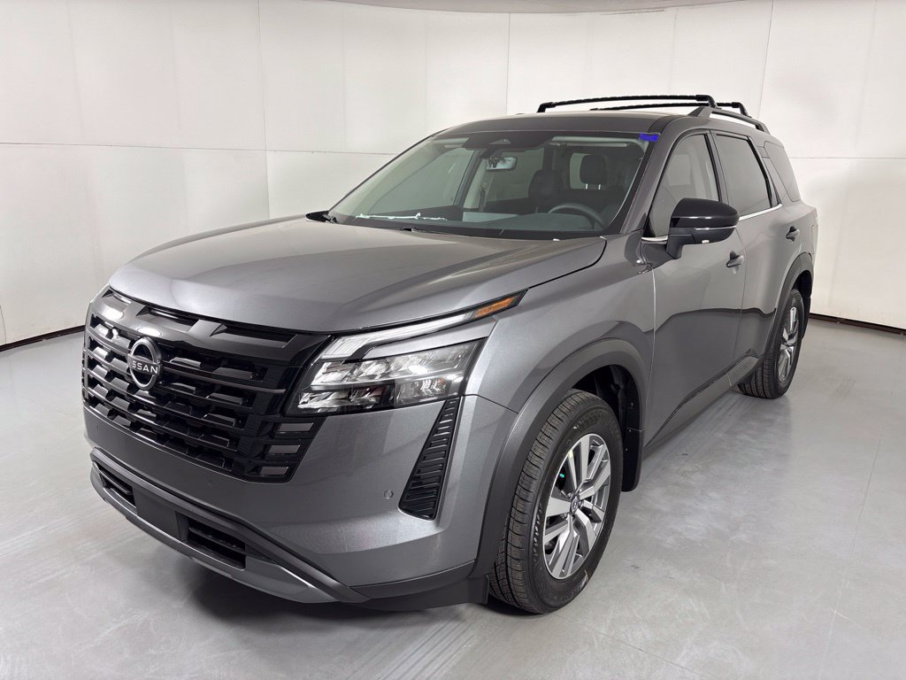 New 2026 Nissan Pathfinder SL FWD image 4