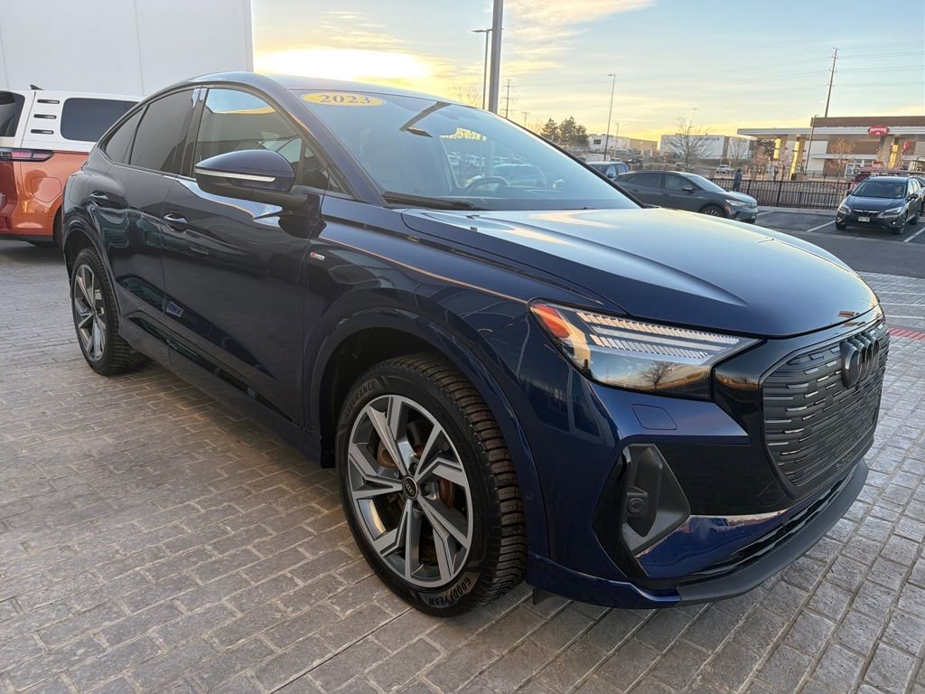 Used 2023 Audi Q4 e-tron Prestige w/ Black Optic Package image 7