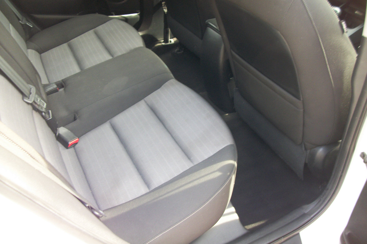 Used 2016 Kia Forte EX image 12