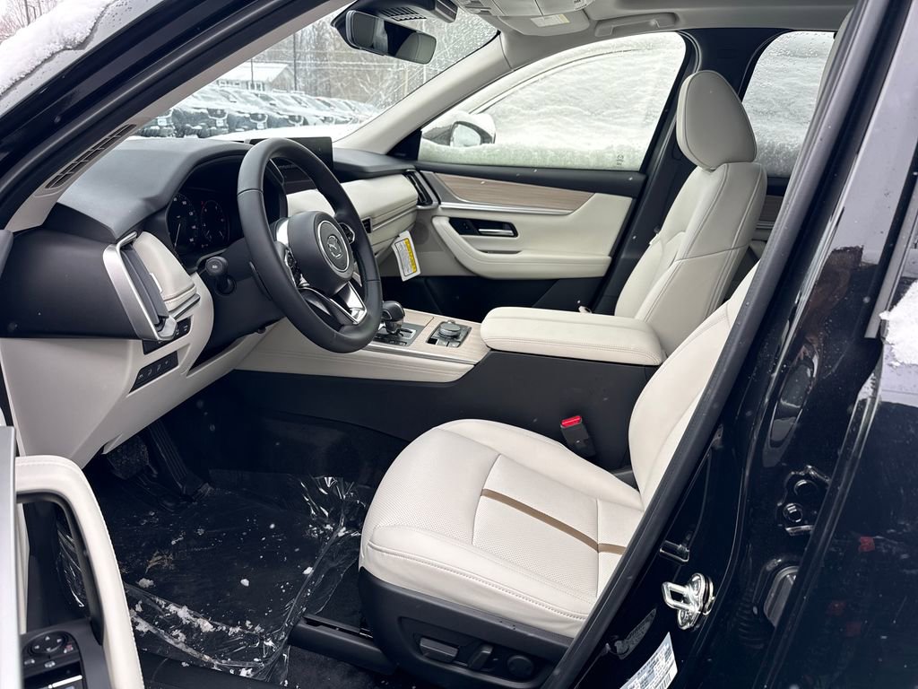 New 2026 MAZDA CX-90 3.3 Turbo w/ Premium Plus Pkg image 17