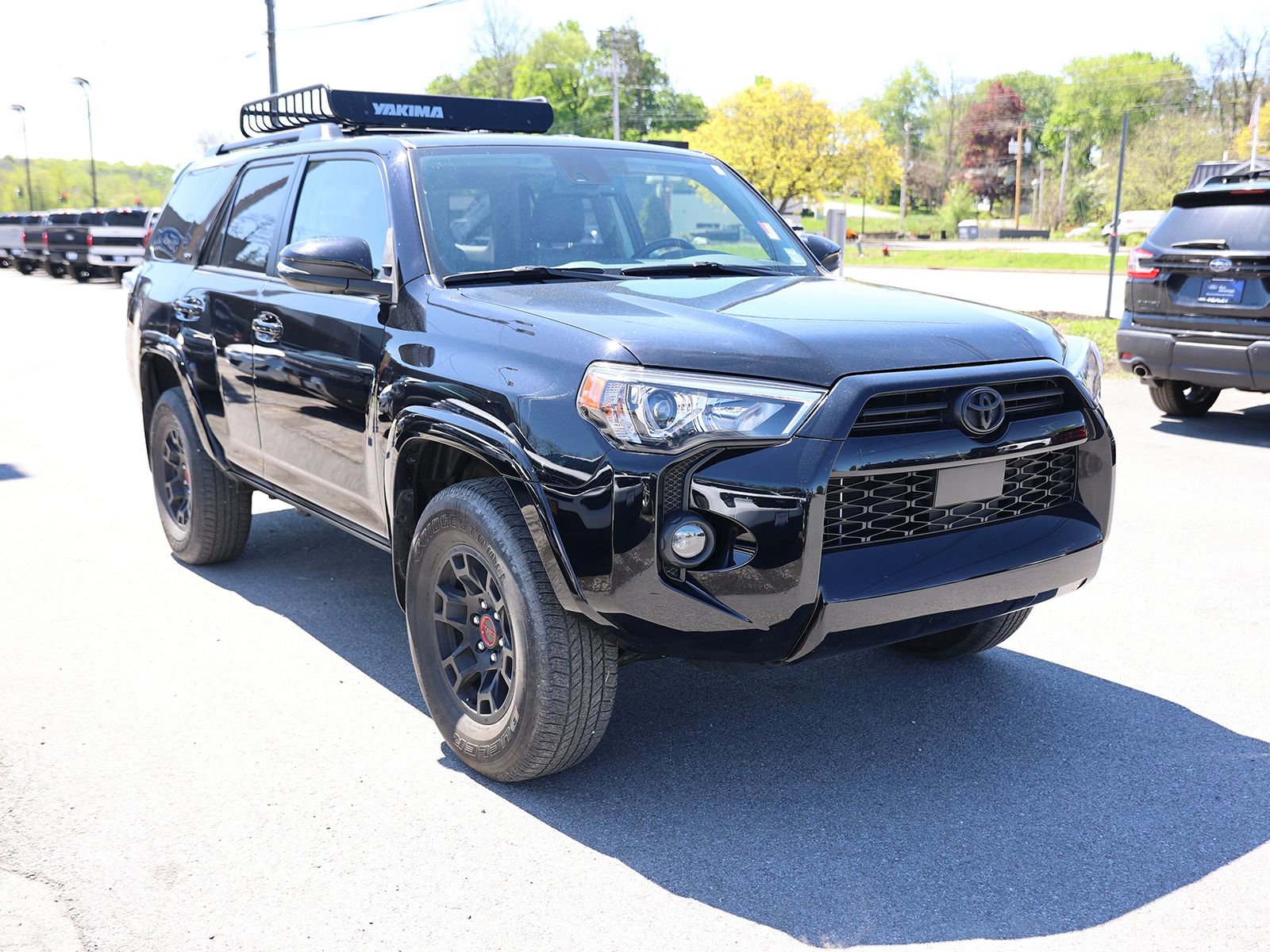 Used 2023 Toyota 4Runner SR5 Premium w/ Moonroof Package AWD/4WD image 1
