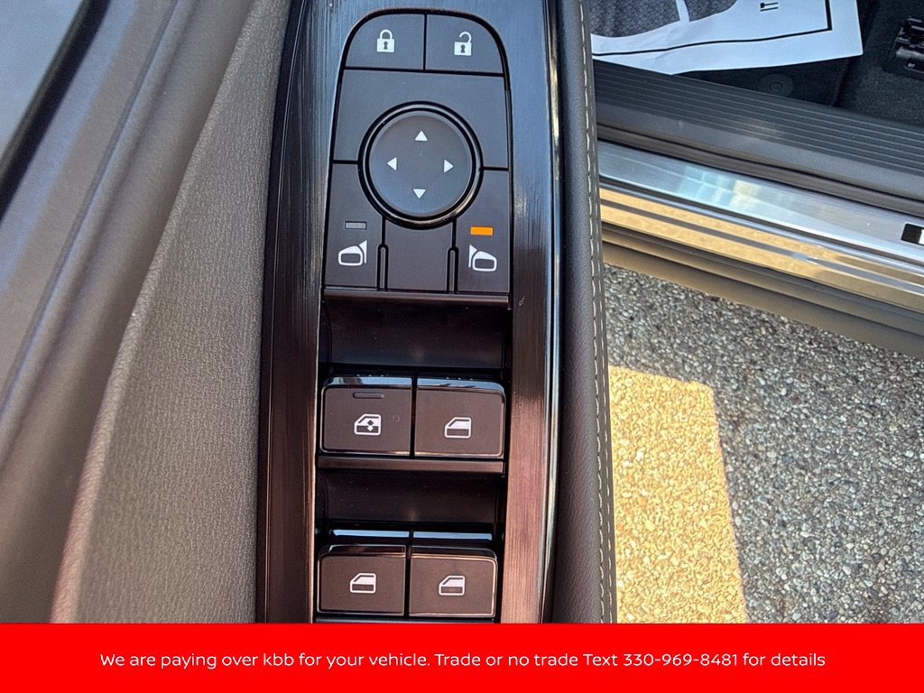New 2027 Nissan Rogue Dark Armor AWD/4WD image 12