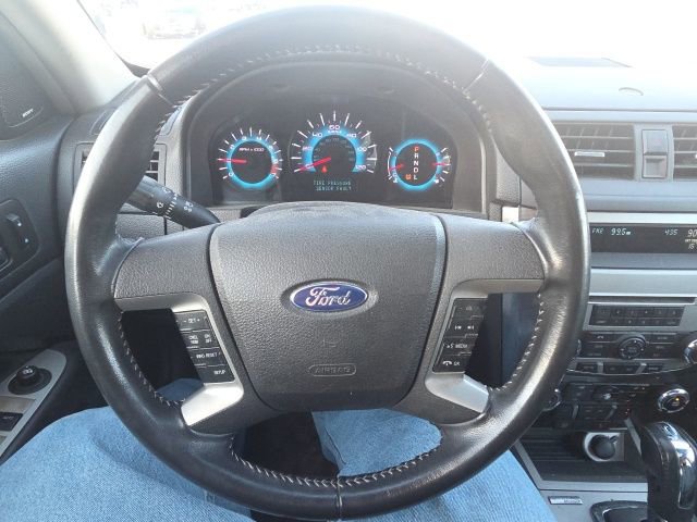 Used 2012 Ford Fusion SEL image 28