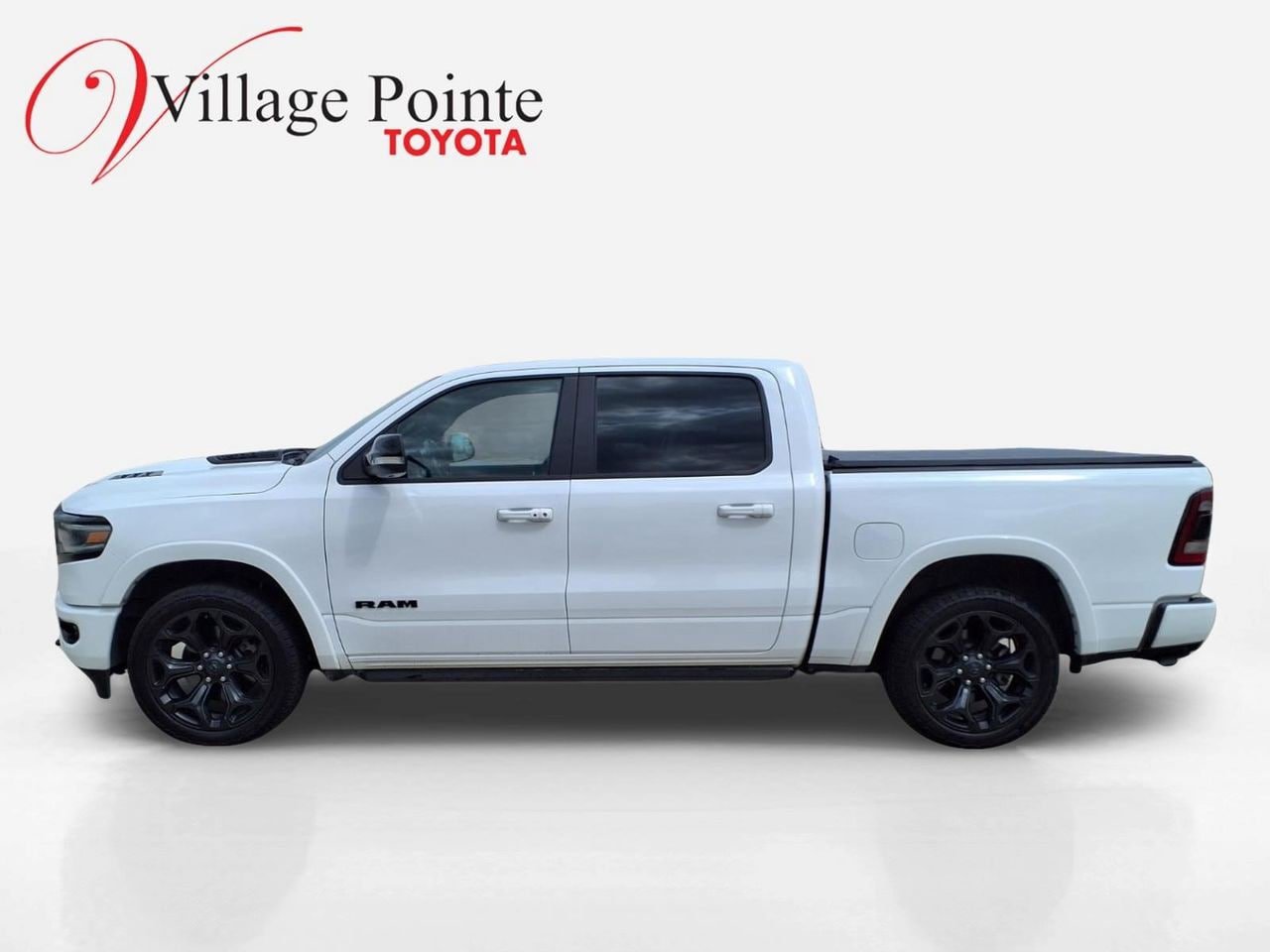 Used 2022 RAM 1500 Limited AWD/4WD image 2
