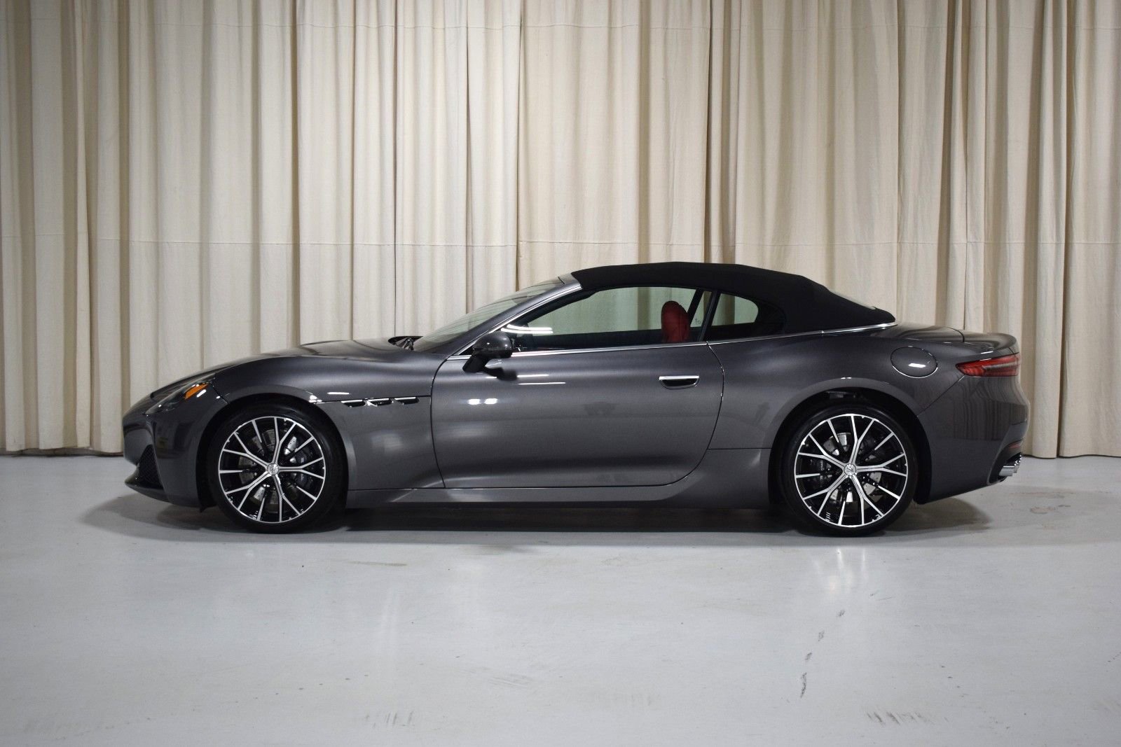 New 2026 Maserati GranCabrio Modena AWD/4WD image 6