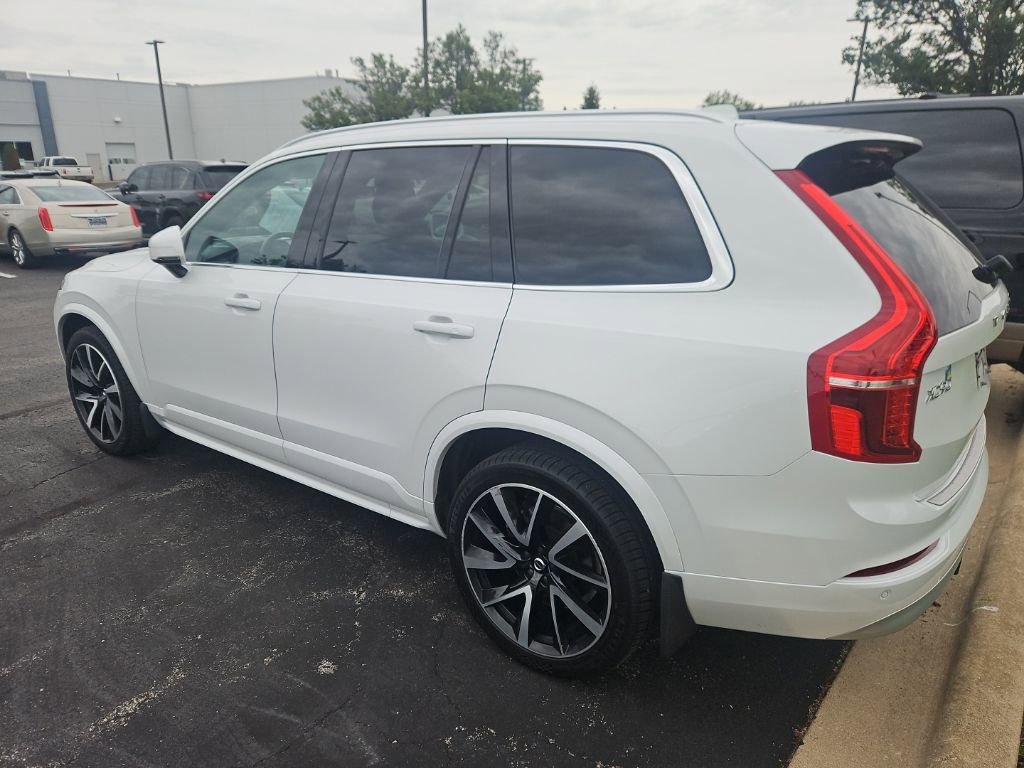 Used 2022 Volvo XC90 T6 Momentum w/ Advanced Package AWD/4WD image 4