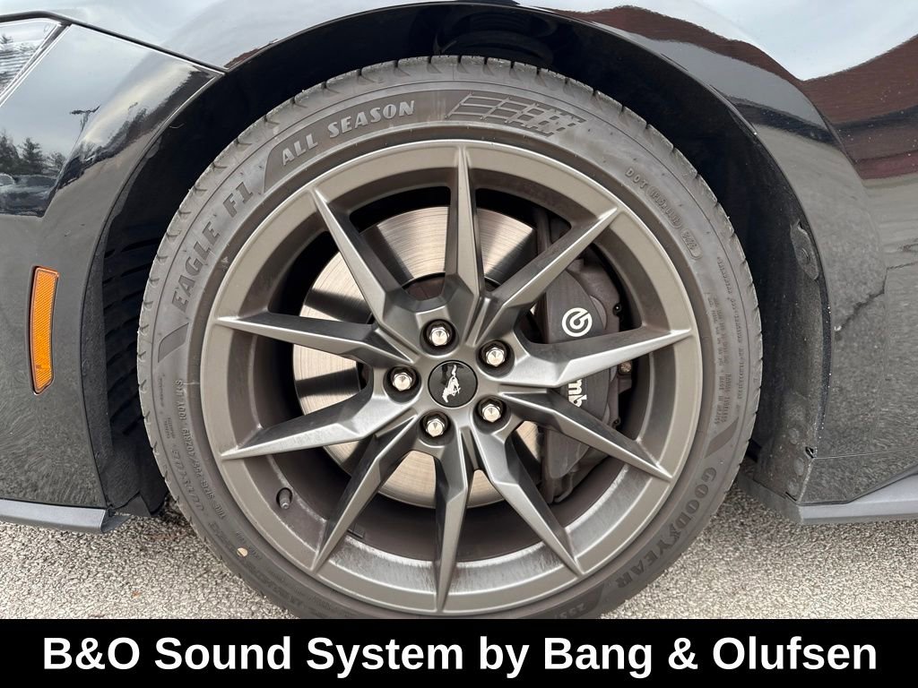 Used 2024 Ford Mustang Dark Horse image 11
