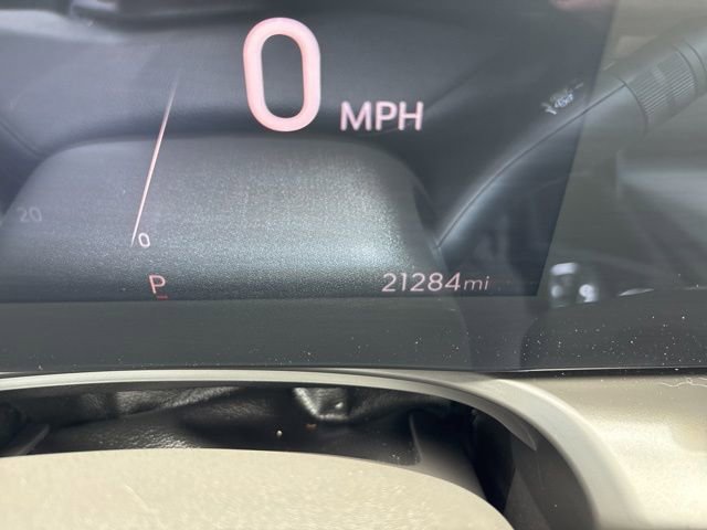 Certified 2025 Buick Encore GX Preferred AWD/4WD image 28