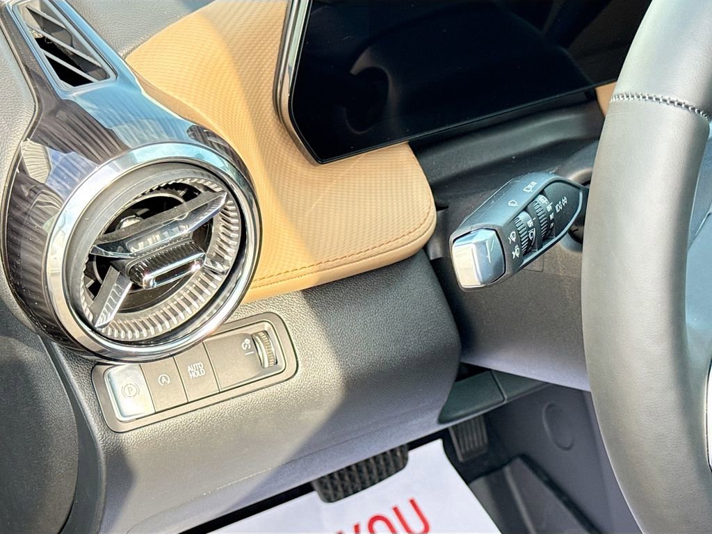 New 2026 Chevrolet Equinox ACTIV w/ Convenience Package III FWD image 10