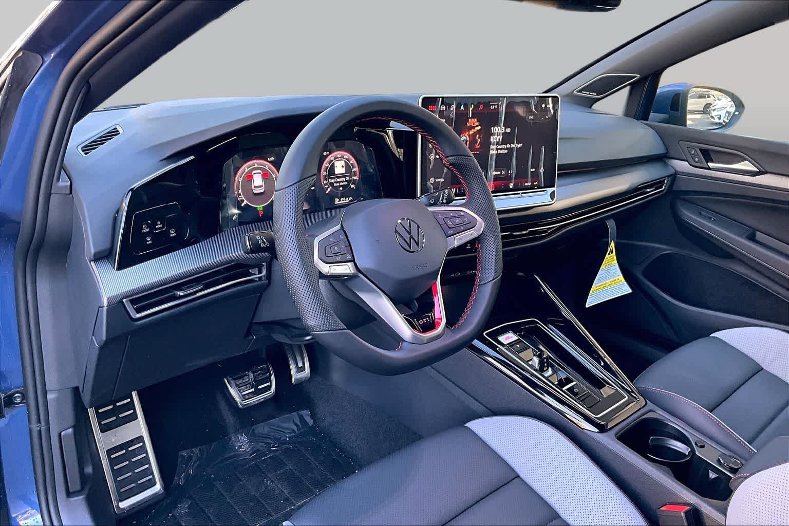 New 2026 Volkswagen GTI SE FWD image 8