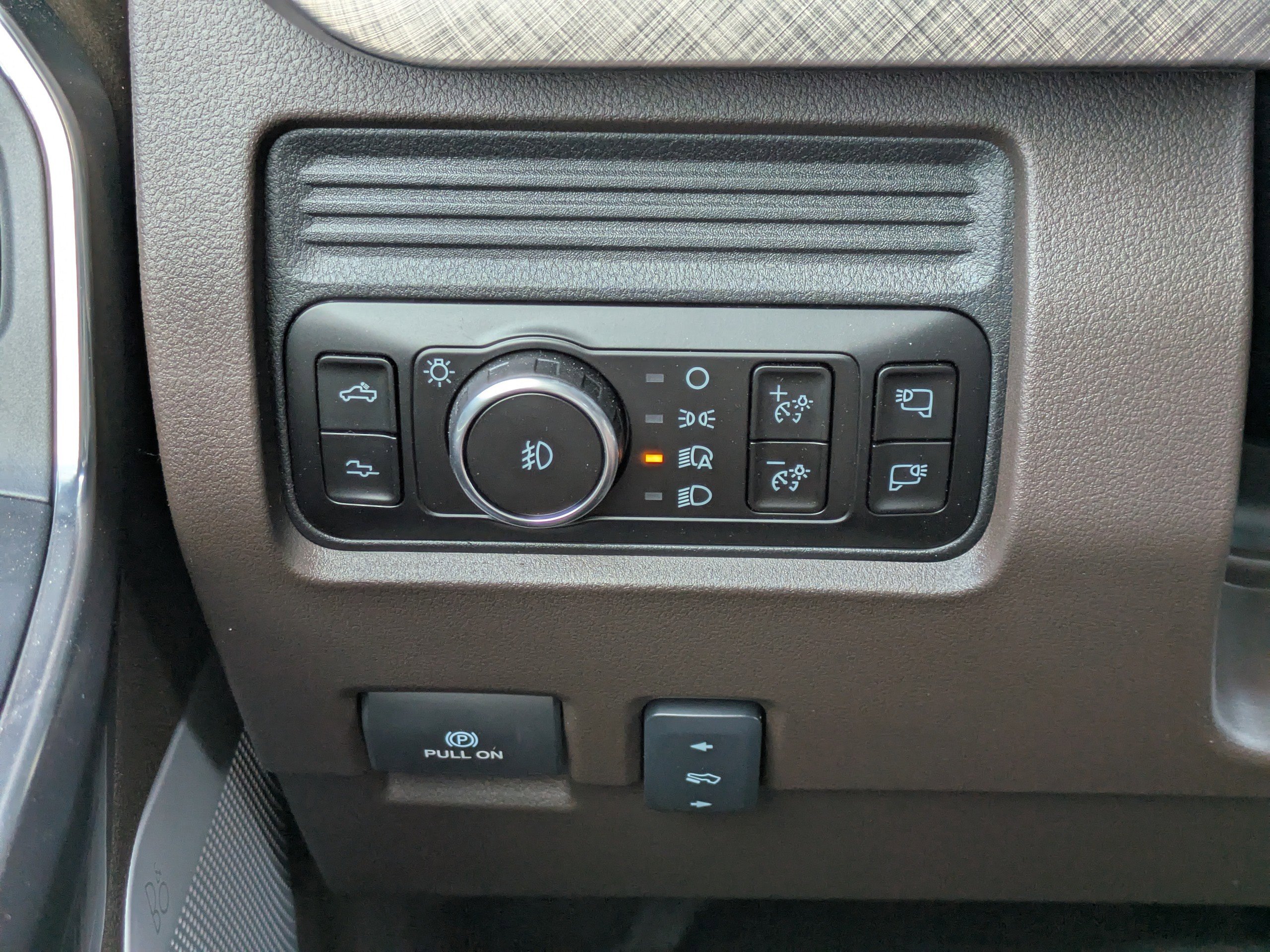 Certified 2026 Ford F450 King Ranch w/ Chrome Package image 21