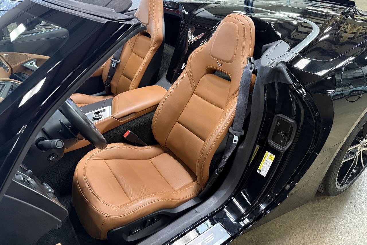 Used 2018 Chevrolet Corvette Stingray Convertible w/ 3LT Preferred Equipment Group image 75