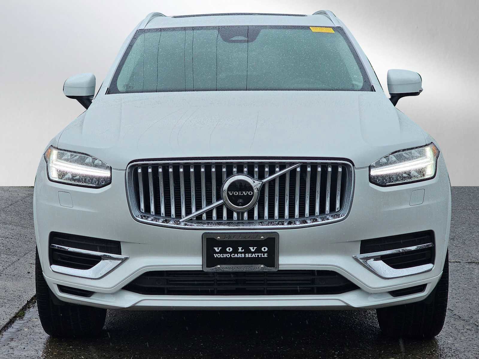 Certified 2025 Volvo XC90 T8 Plus w/ Protection Package Premier image 8