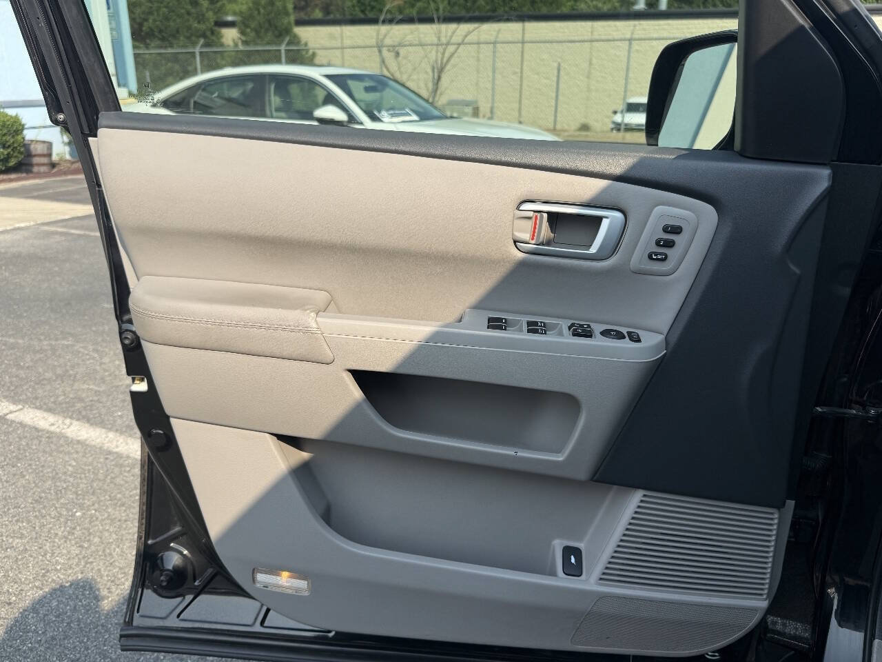 Used 2012 Honda Pilot Touring image 10