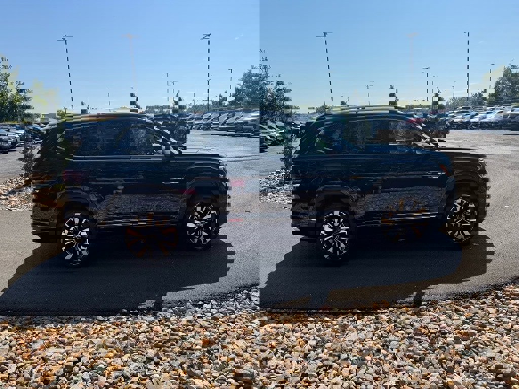 New 2026 Volkswagen Atlas SEL Premium R-Line image 6